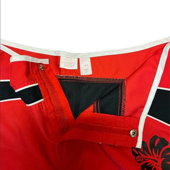 Victoria’s Secret Board Shorts - Picture 4 of 5